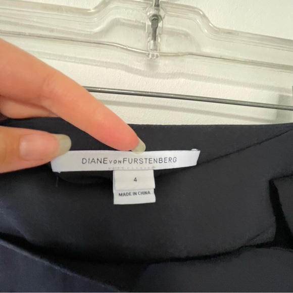 Diane Von Furstenberg trouser pants navy blue, ultra high waist tie front - Picture 5 of 7